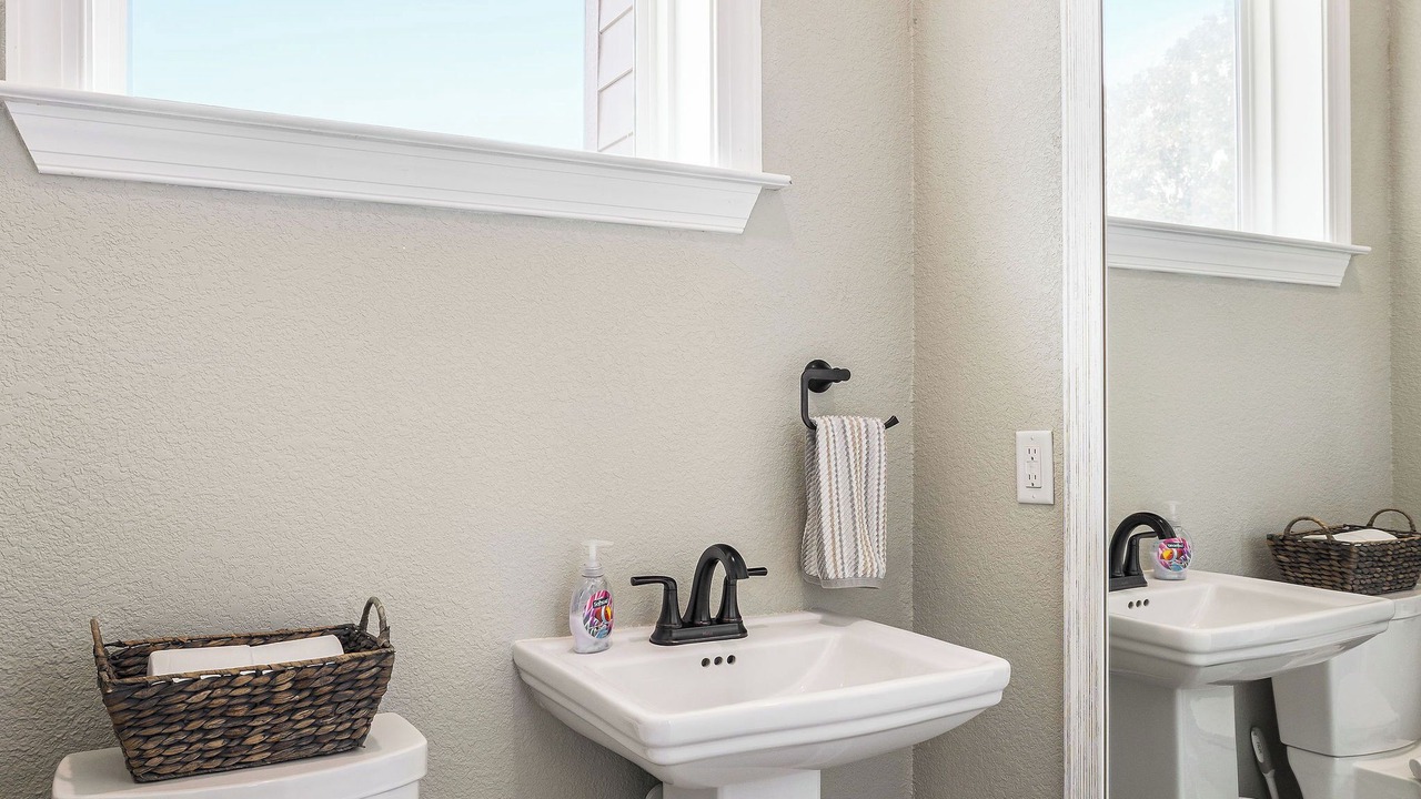 Photo of Bathroom in Mary Esther