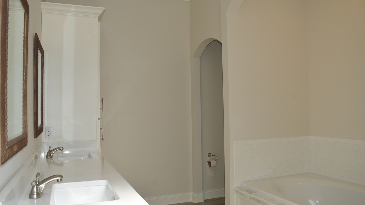 Photo of Bathroom in Mobile