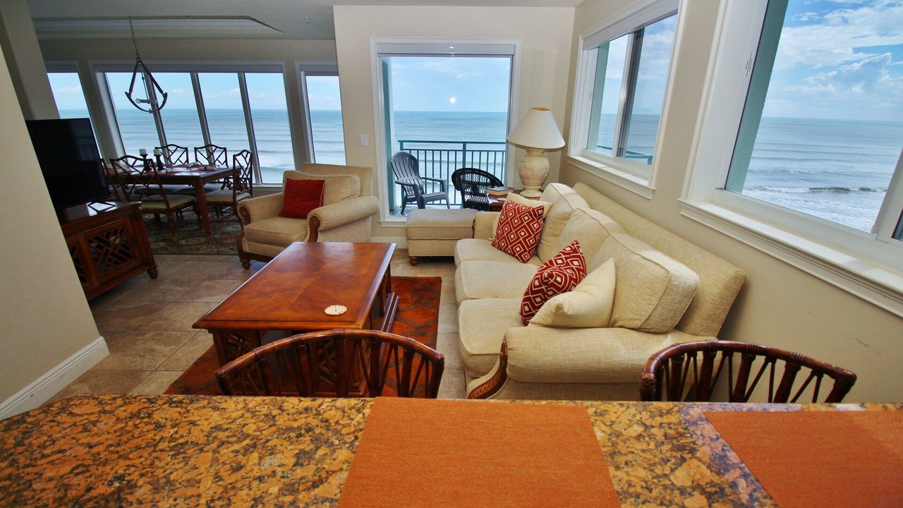 Photo of Livingroom in New Smyrna Beach