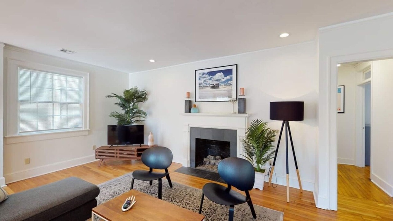 Photo of Livingroom in Montgomery