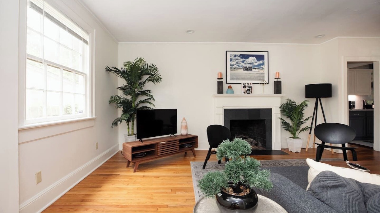 Photo of Livingroom in Montgomery