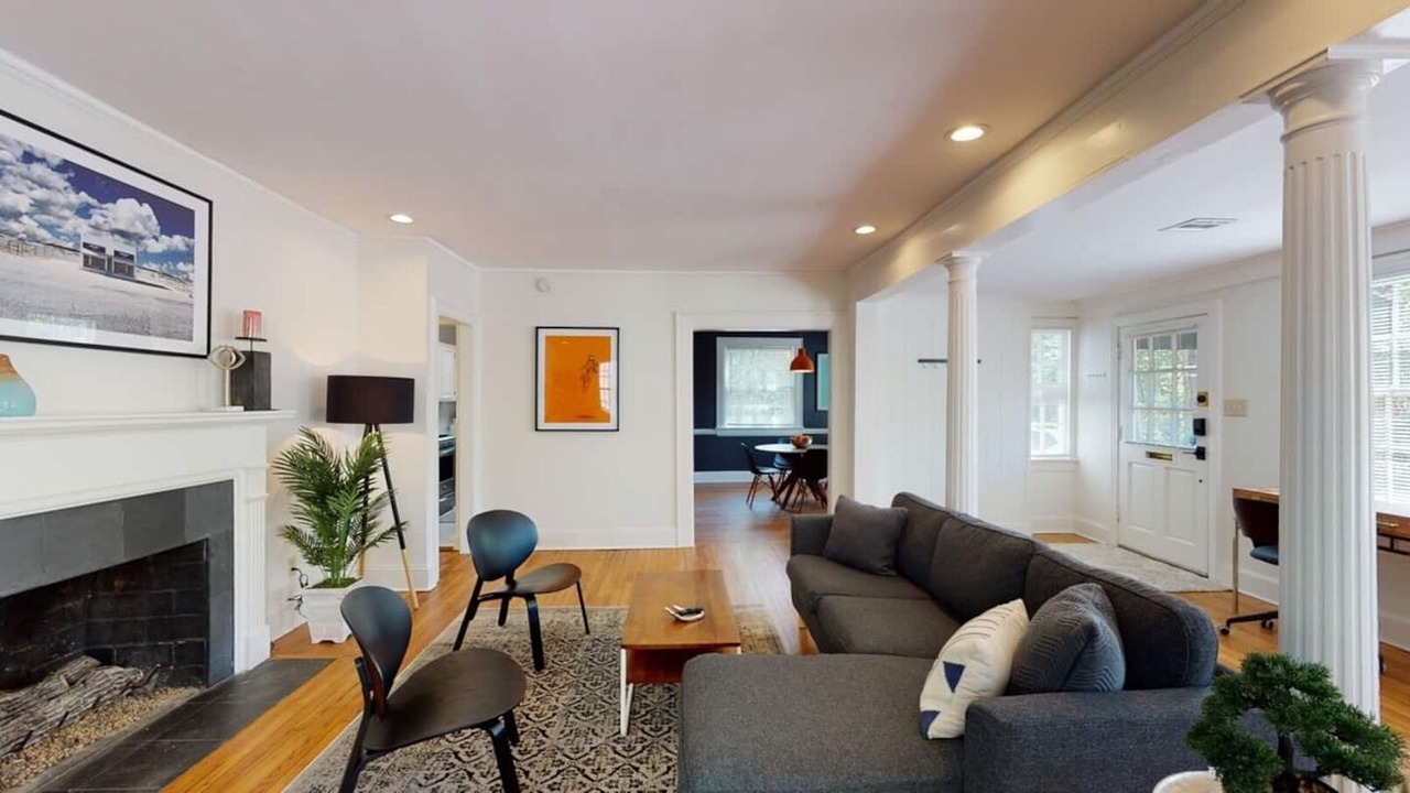 Photo of Livingroom in Montgomery