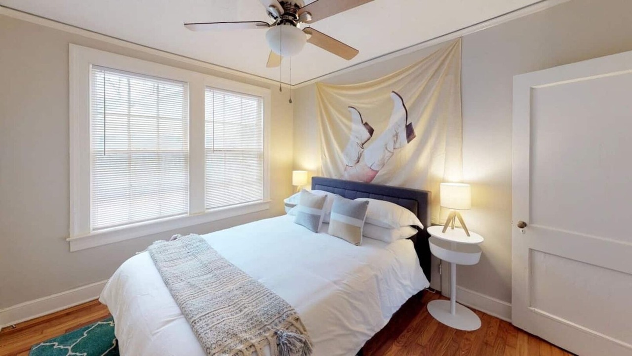 Photo of Bedroom in Montgomery