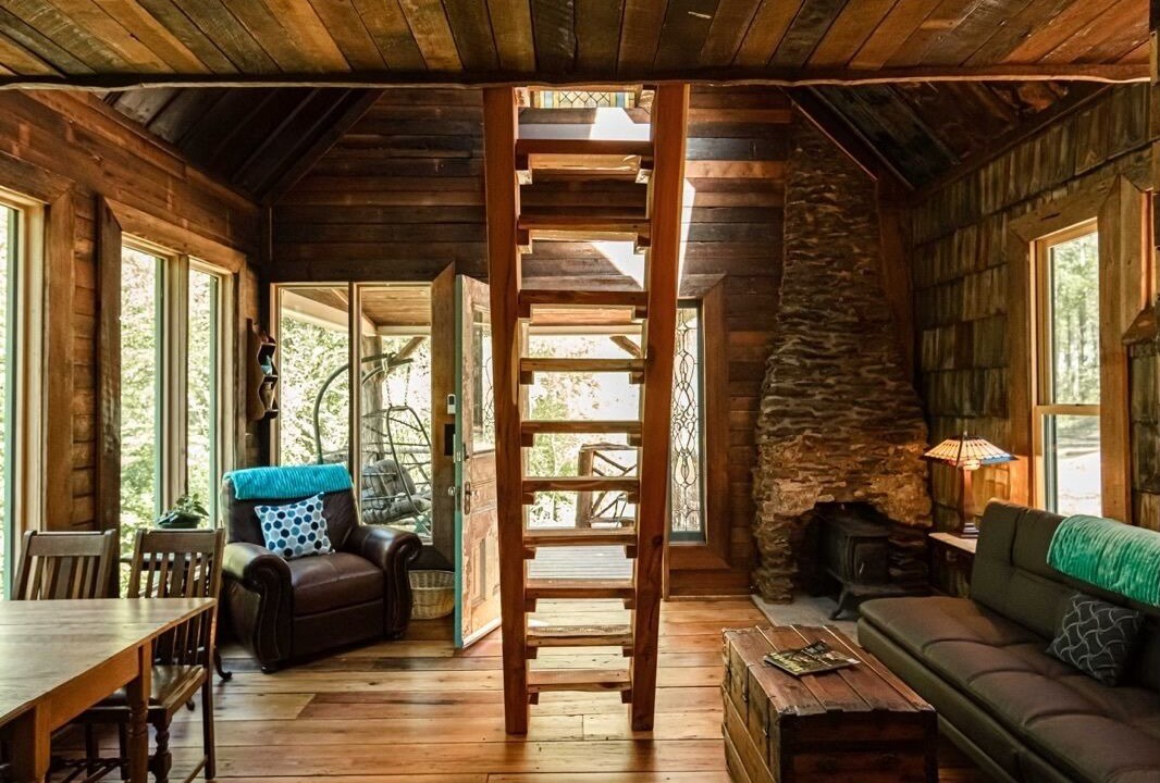 Photo of Livingroom in Newell