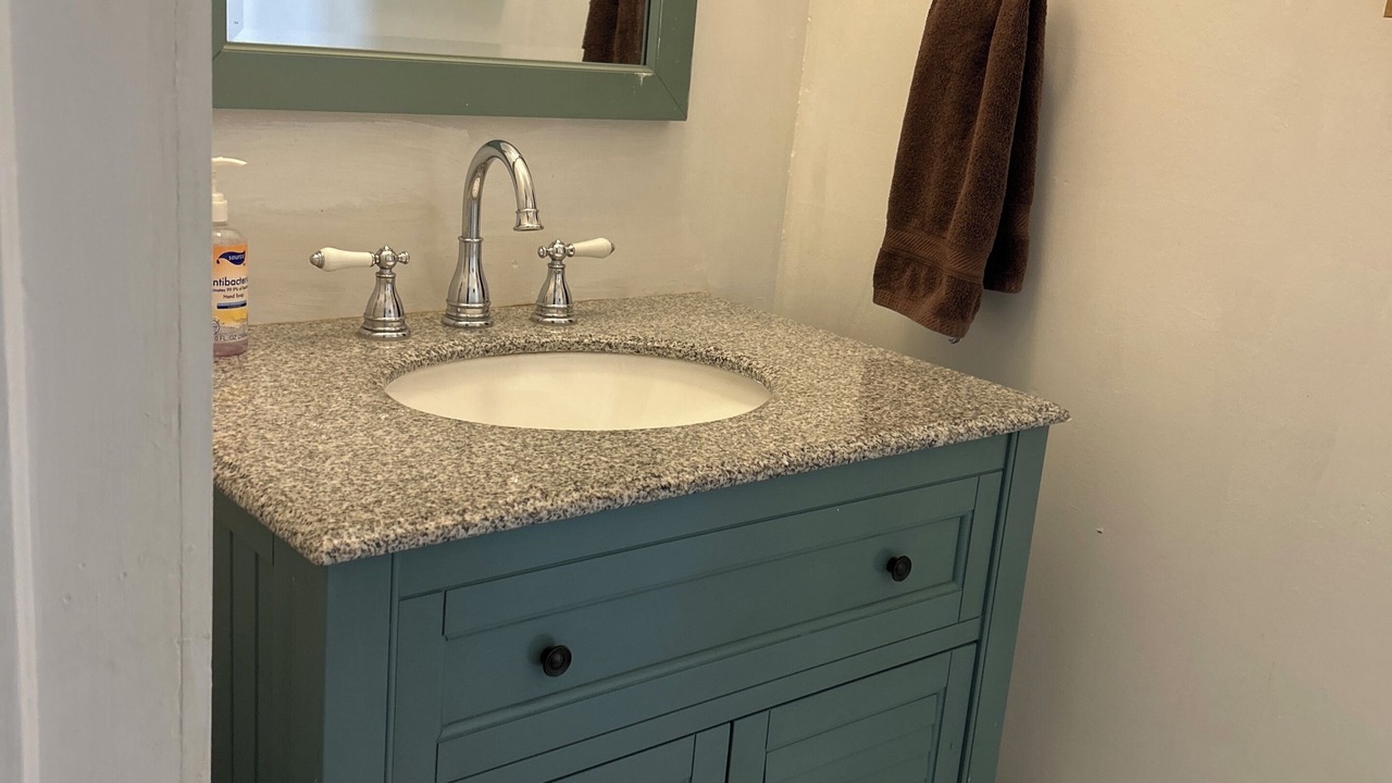 Photo of Bathroom in Umatilla