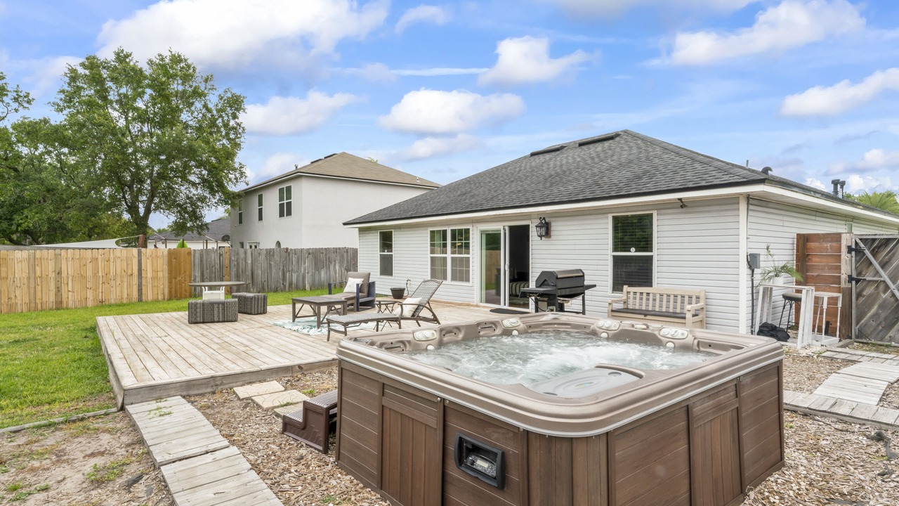Photo of Patio Balcony in Sandalwood