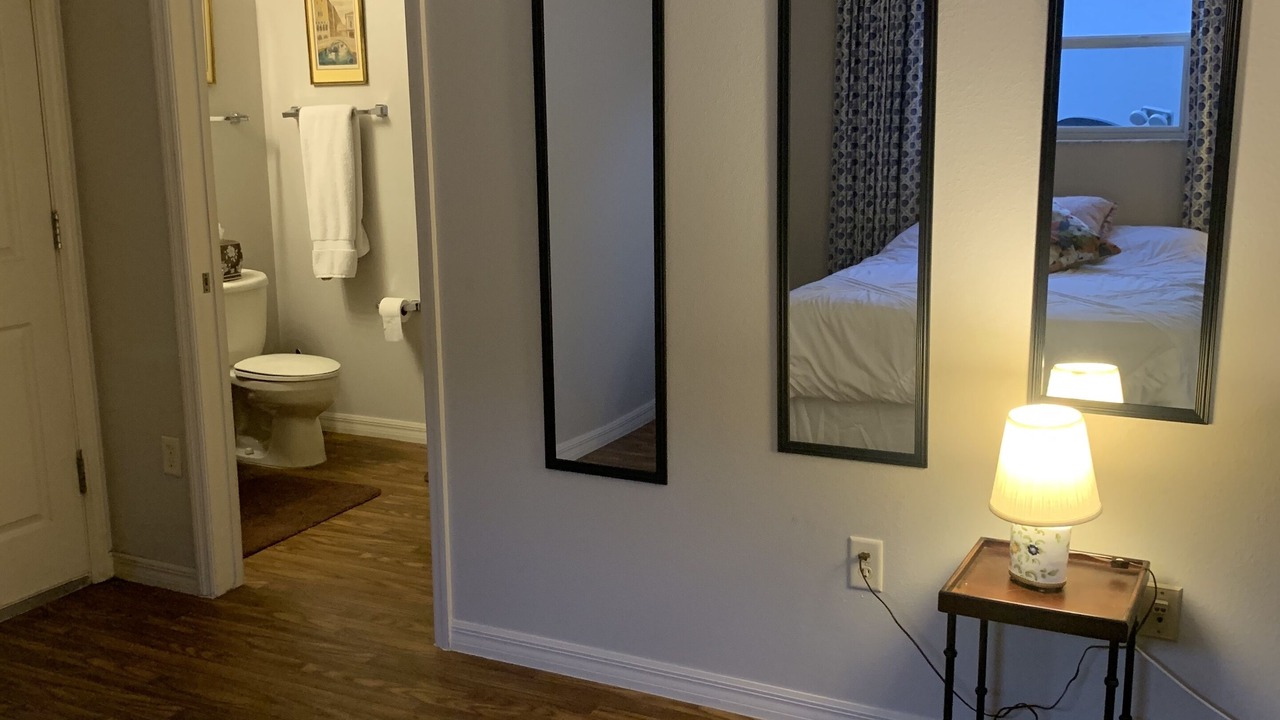 Photo of Bedroom in Glenbrook