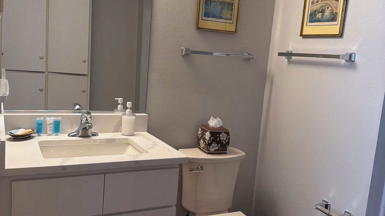 Photo of Bathroom in Glenbrook