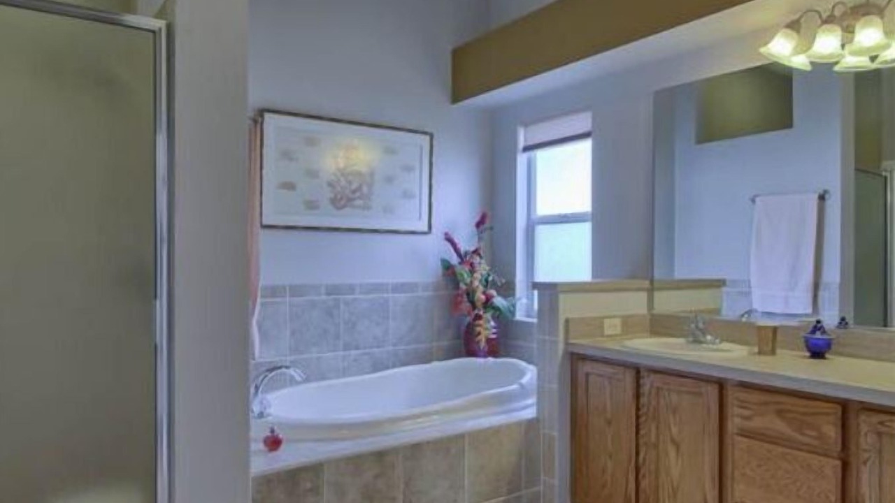 Photo of Bathroom in Glenbrook