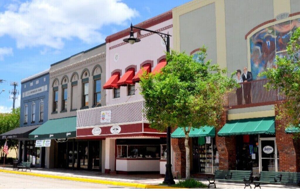 Photo of Others in DeLand