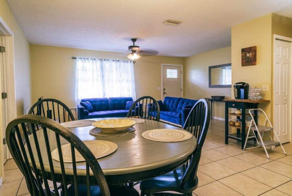 Photo of Livingroom in DeLand