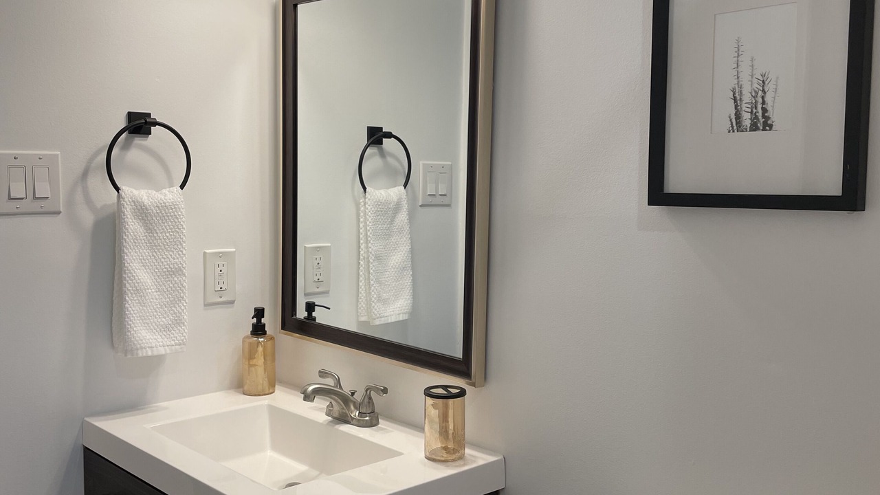 Photo of Bathroom in Belvedere Park