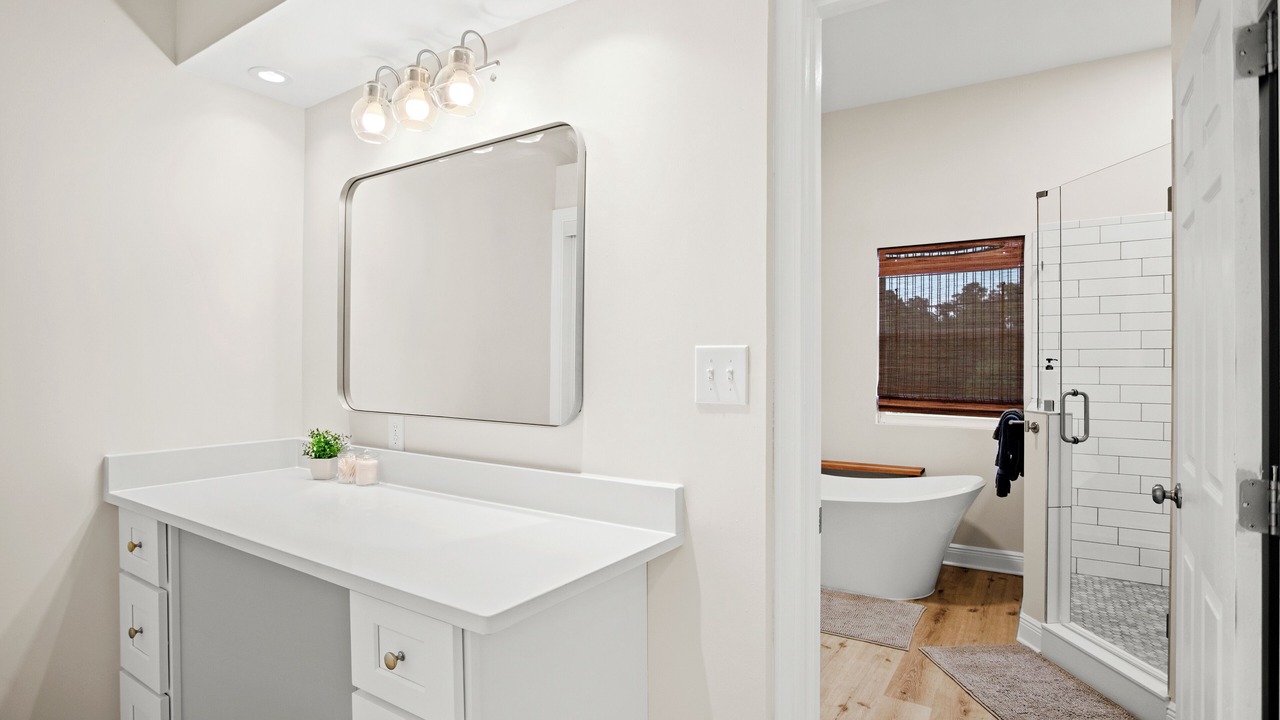 Photo of Bathroom in Diamondhead