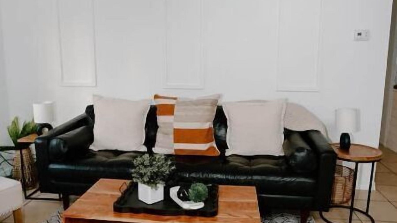 Photo of Livingroom in Milton
