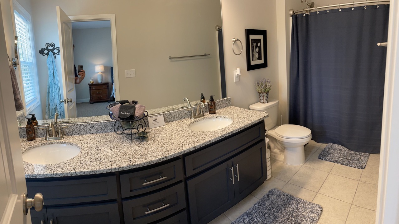 Photo of Bathroom in Jacksons' Gap