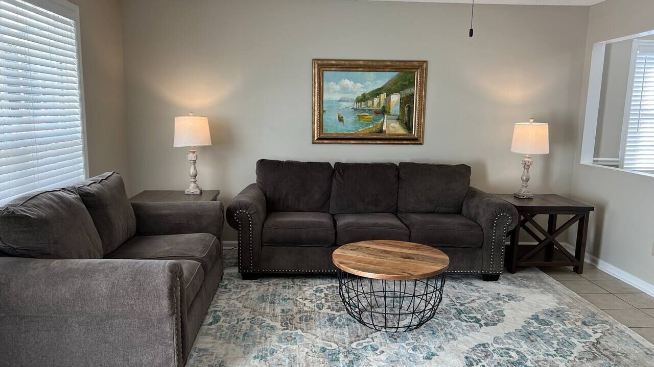 Photo of Livingroom in Remerton