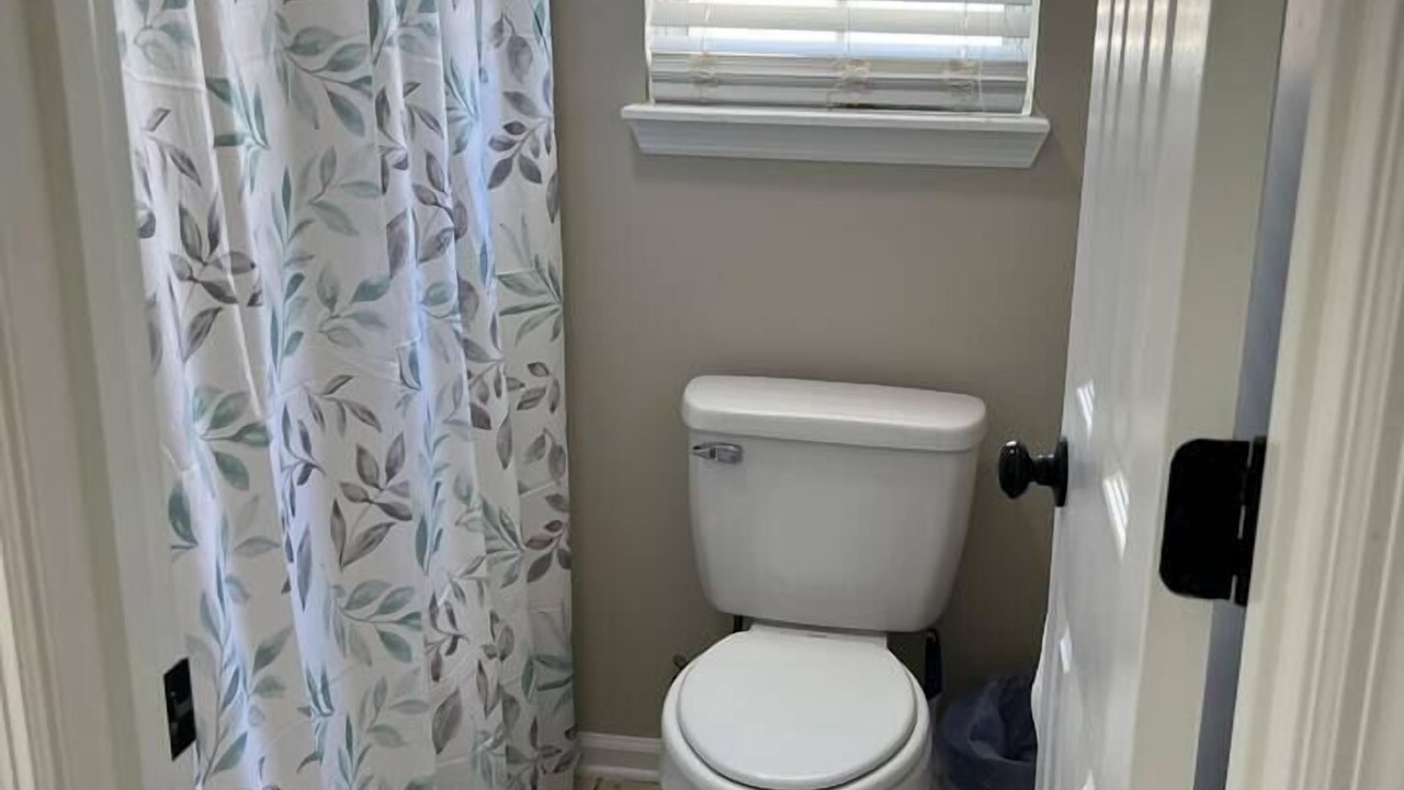 Photo of Bathroom in Remerton