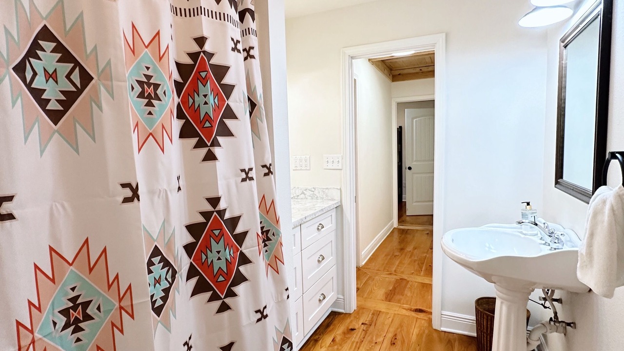 Photo of Bathroom in Robert