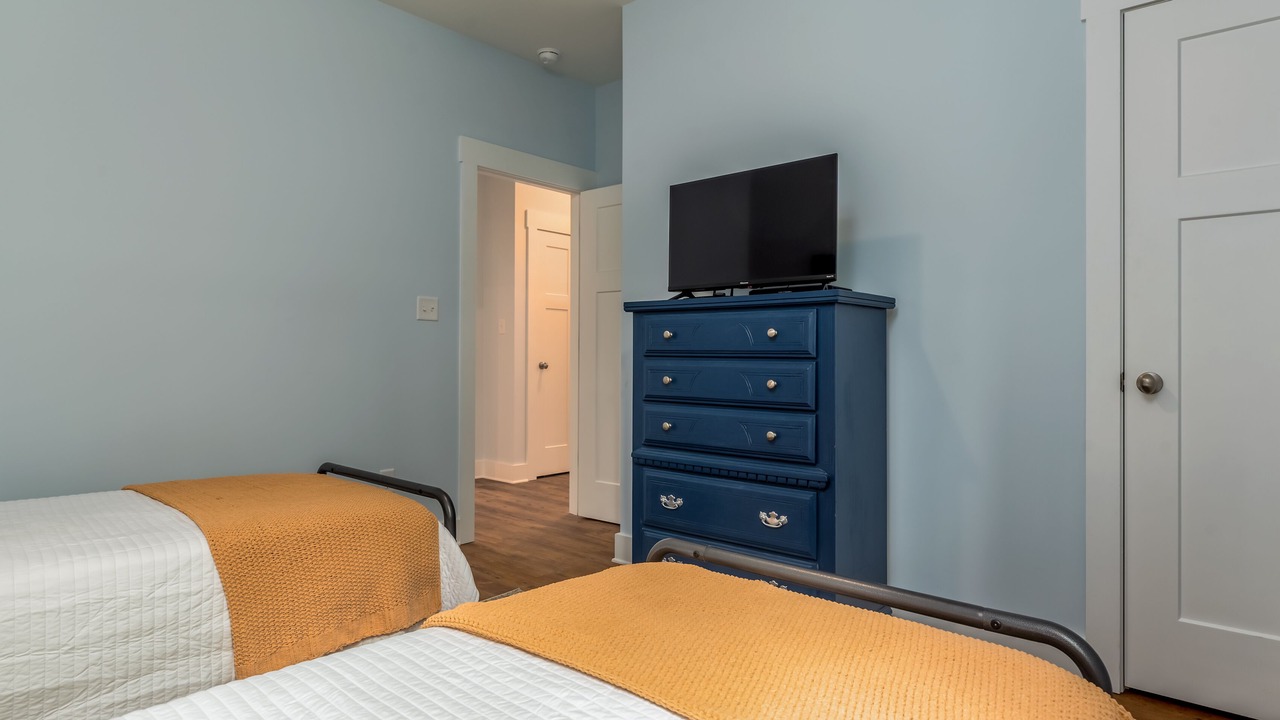 Photo of Bedroom in Dauphin Island