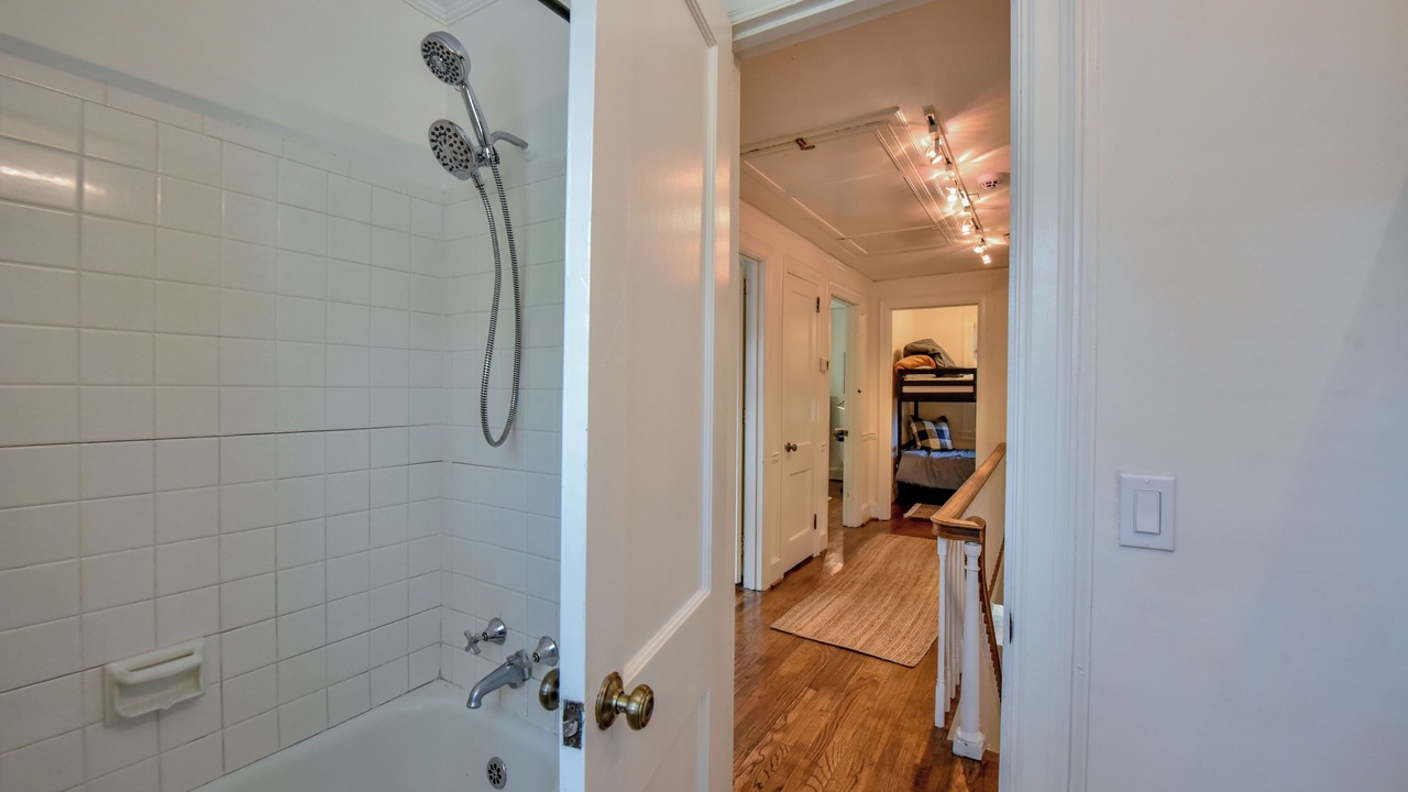 Photo of Bathroom in Tuscaloosa