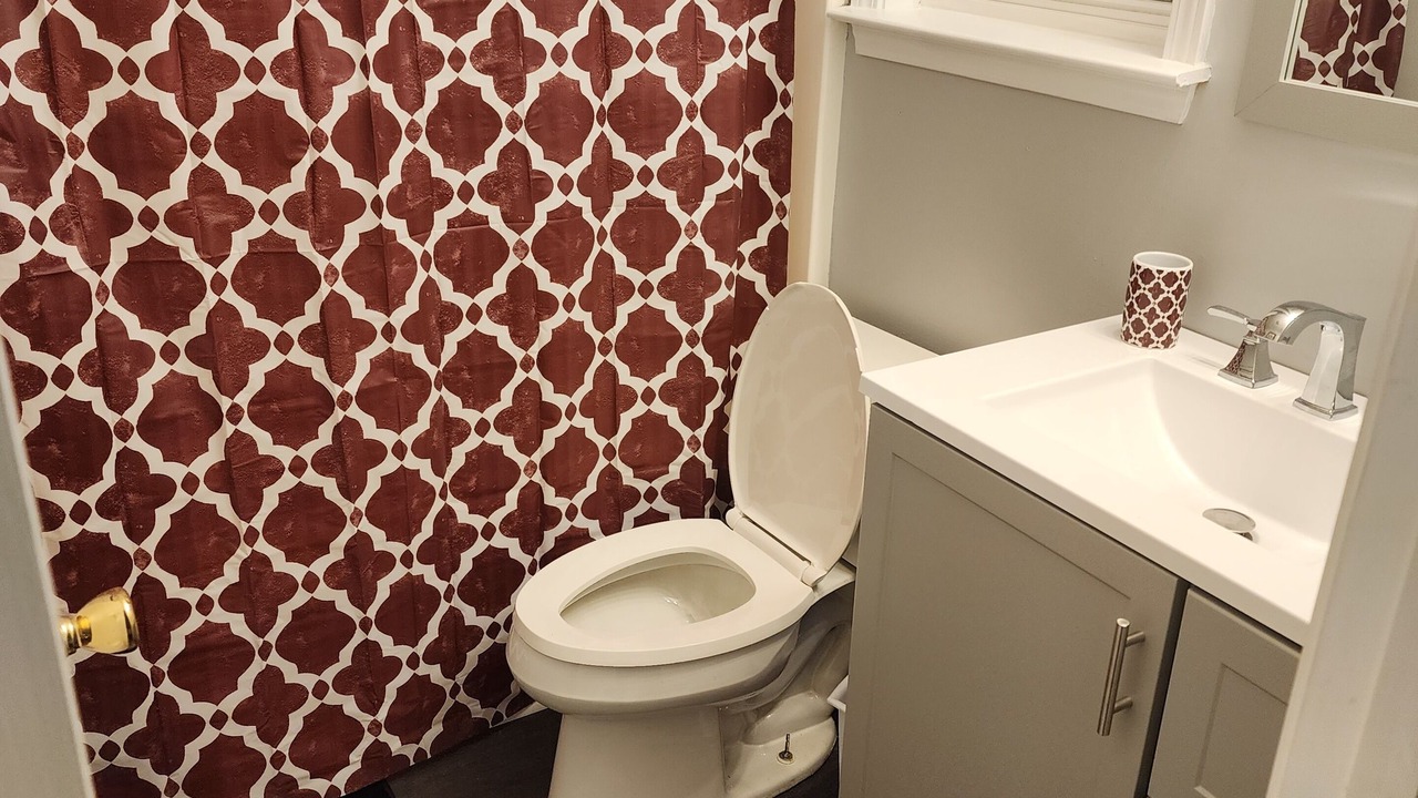 Photo of Bathroom in Statesboro