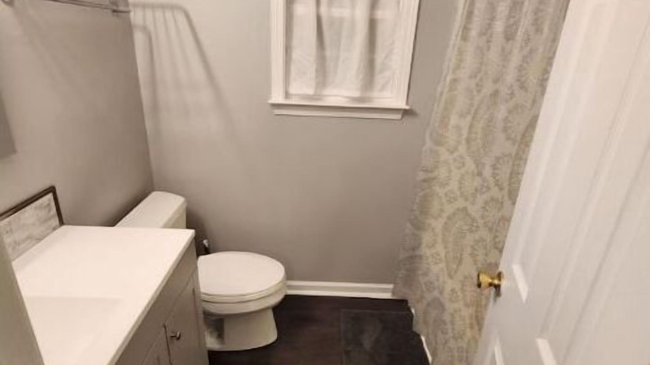 Photo of Bathroom in Statesboro