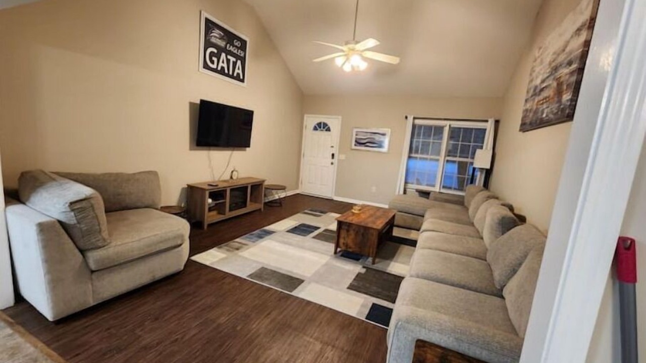 Photo of Bedroom in Statesboro
