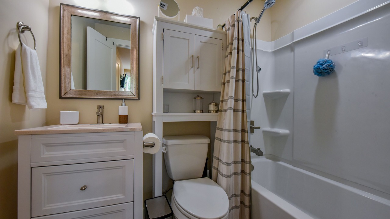 Photo of Bathroom in Tuscaloosa
