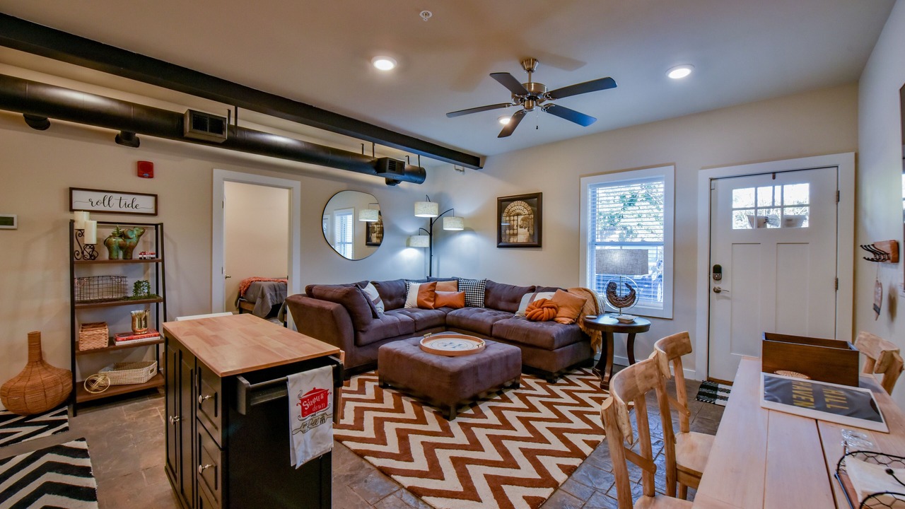Photo of Livingroom in Tuscaloosa