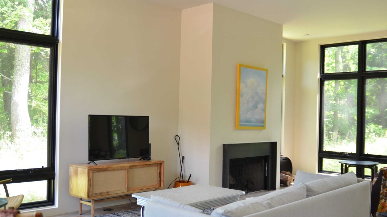 Photo of Livingroom in Northport