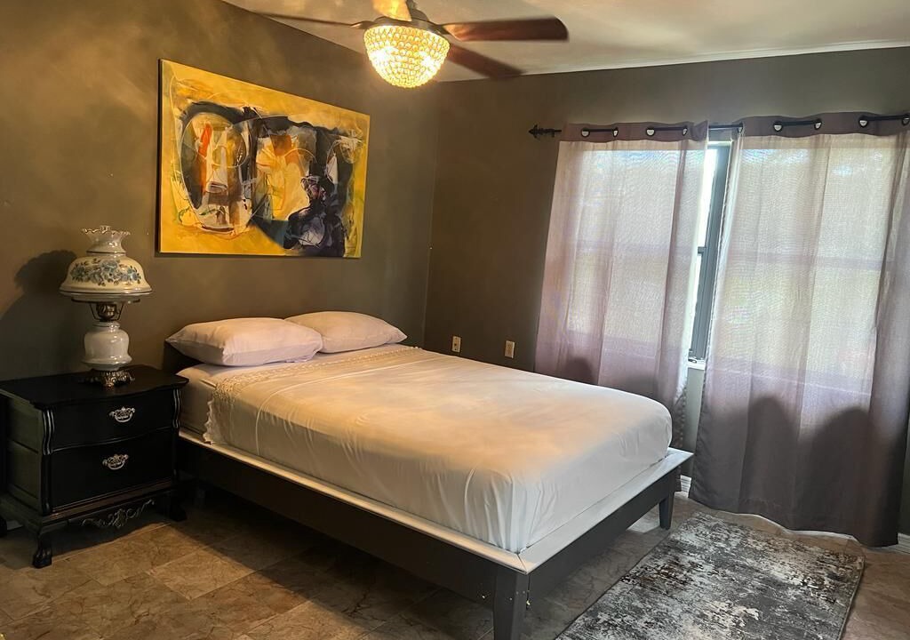 Photo of Bedroom in Candler