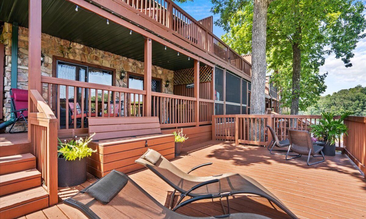 Photo of Patio Balcony in Six Mile