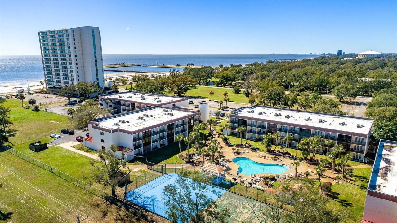 Photo of Others in Biloxi