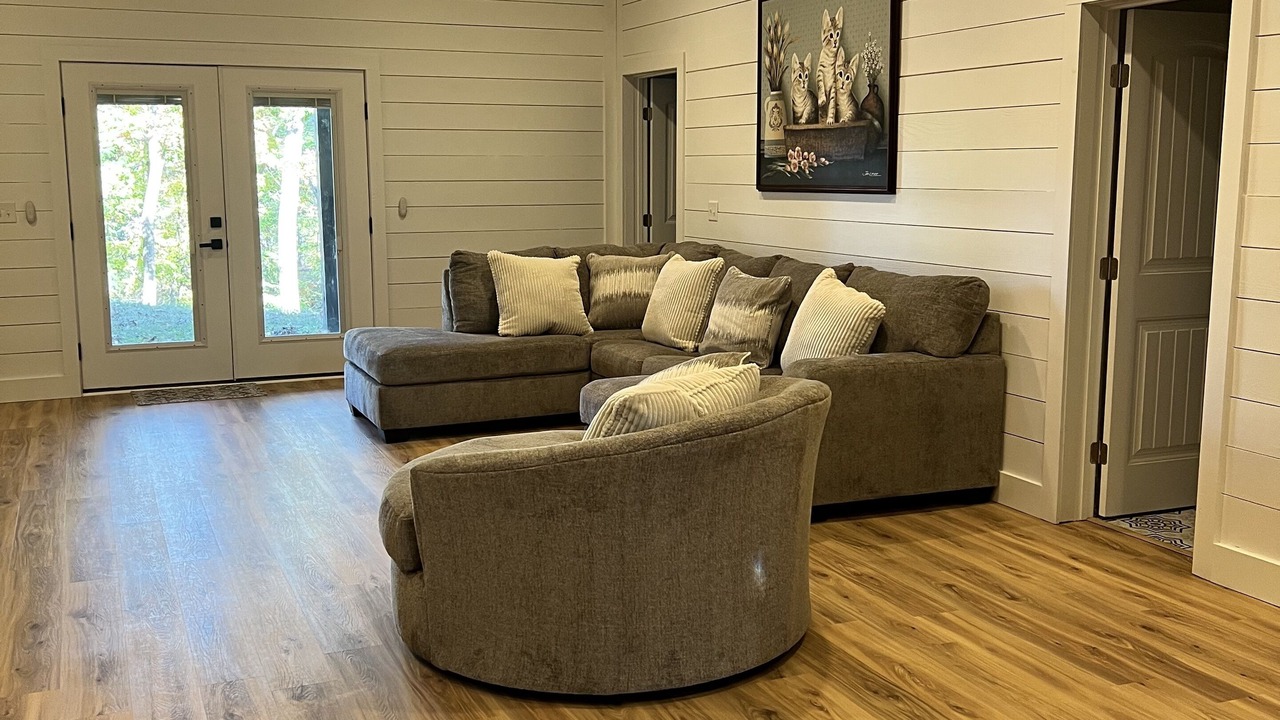Photo of Bedroom in Northport