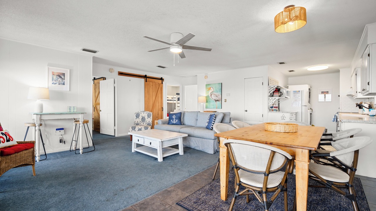 Photo of Livingroom in Royal Lagoons