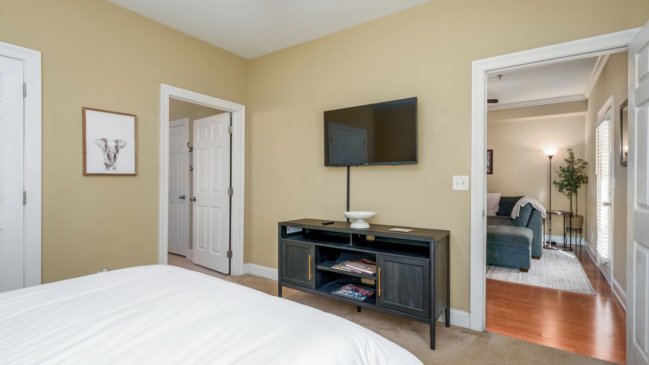 Photo of Bedroom in Tuscaloosa