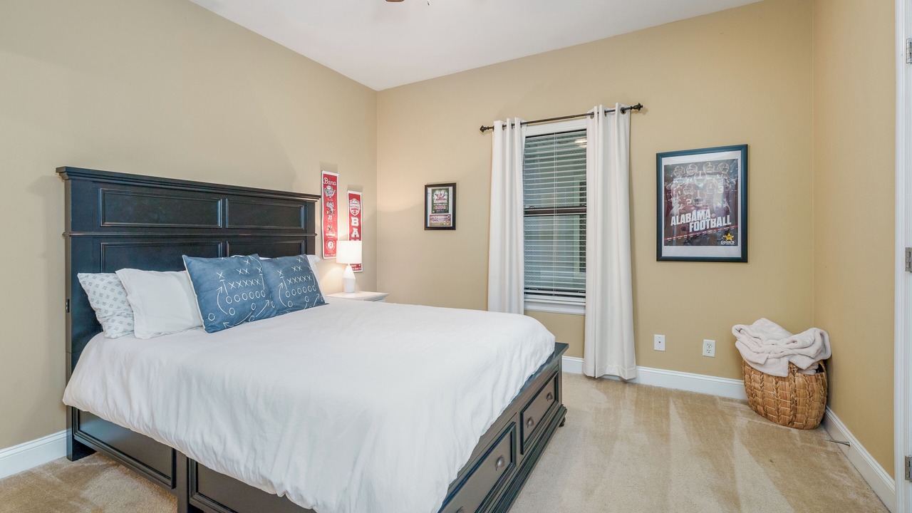 Photo of Bedroom in Tuscaloosa
