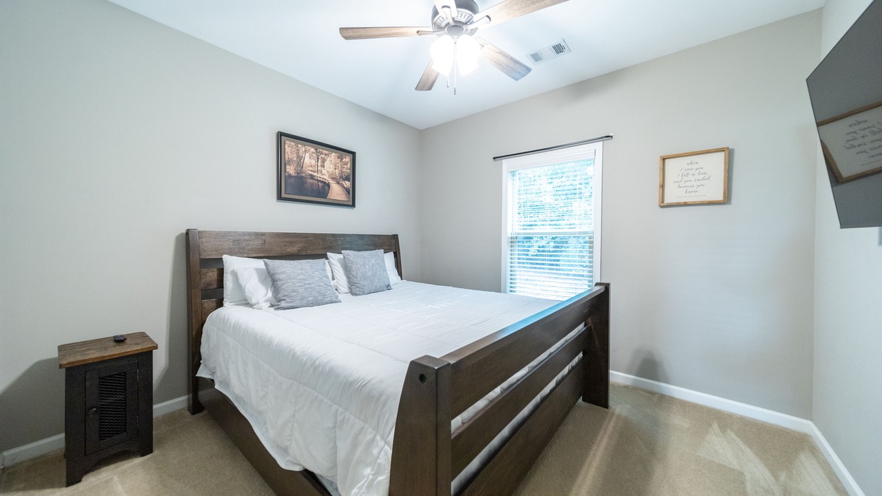 Photo of Bedroom in Opelika