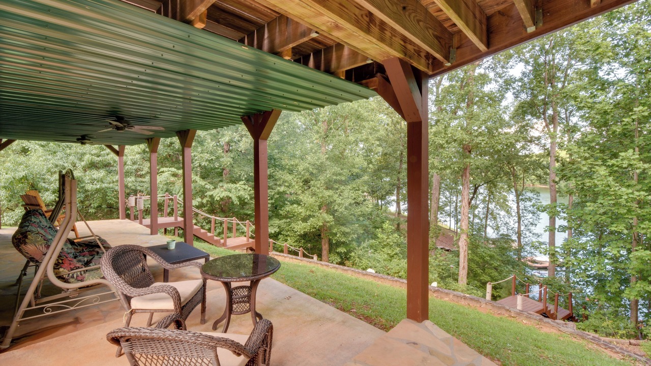 Photo of Outdoor in Six Mile