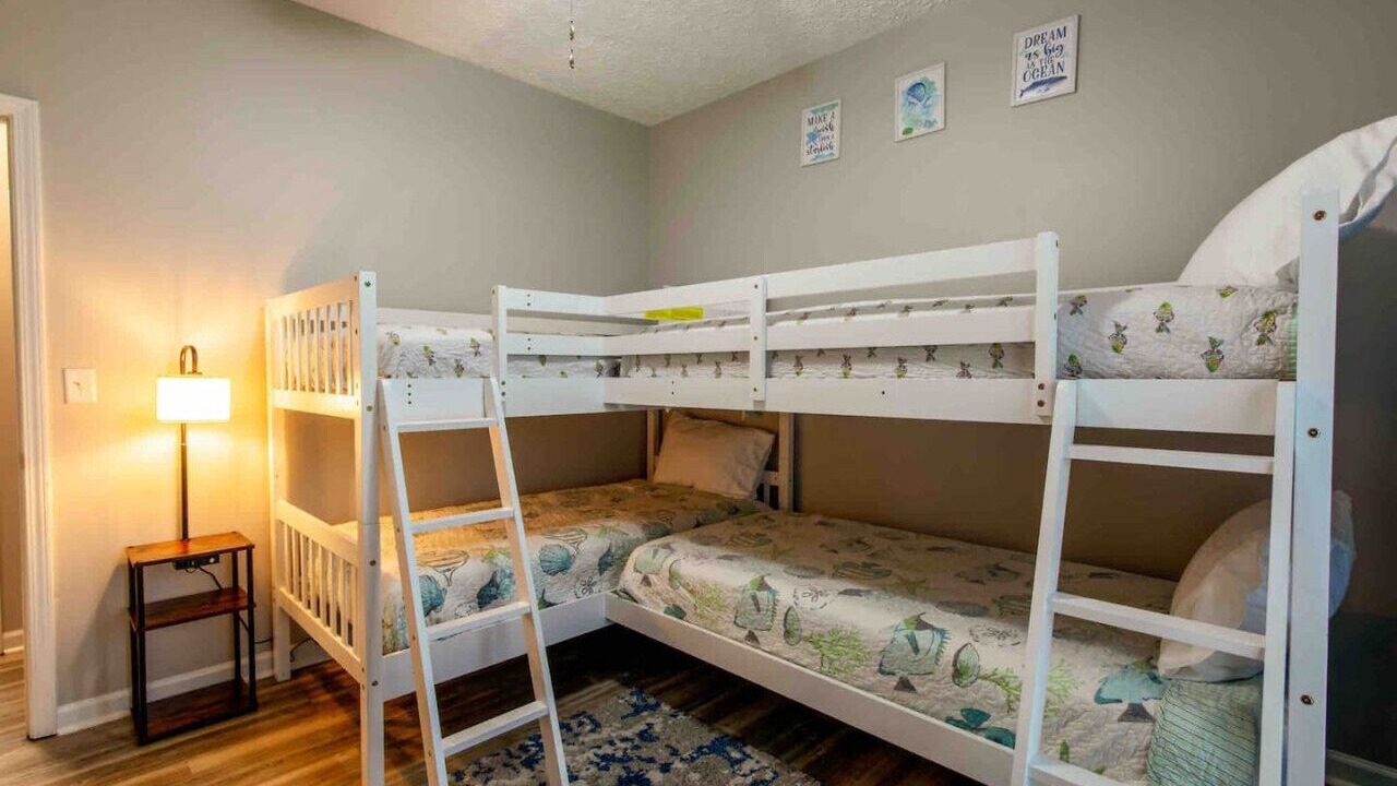 Photo of Bedroom in Foley
