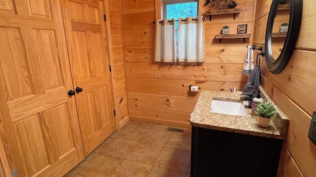 Photo of Bathroom in Wedowee