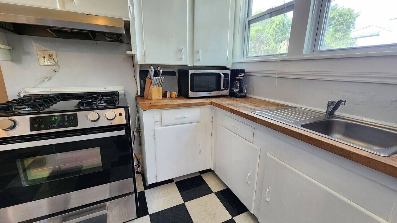 Photo of Kitchen in Colonialtown North