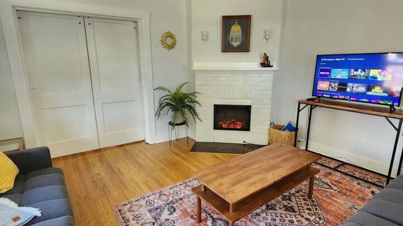 Photo of Livingroom in Colonialtown North