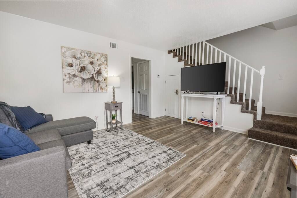 Photo of Livingroom in Grand Bay