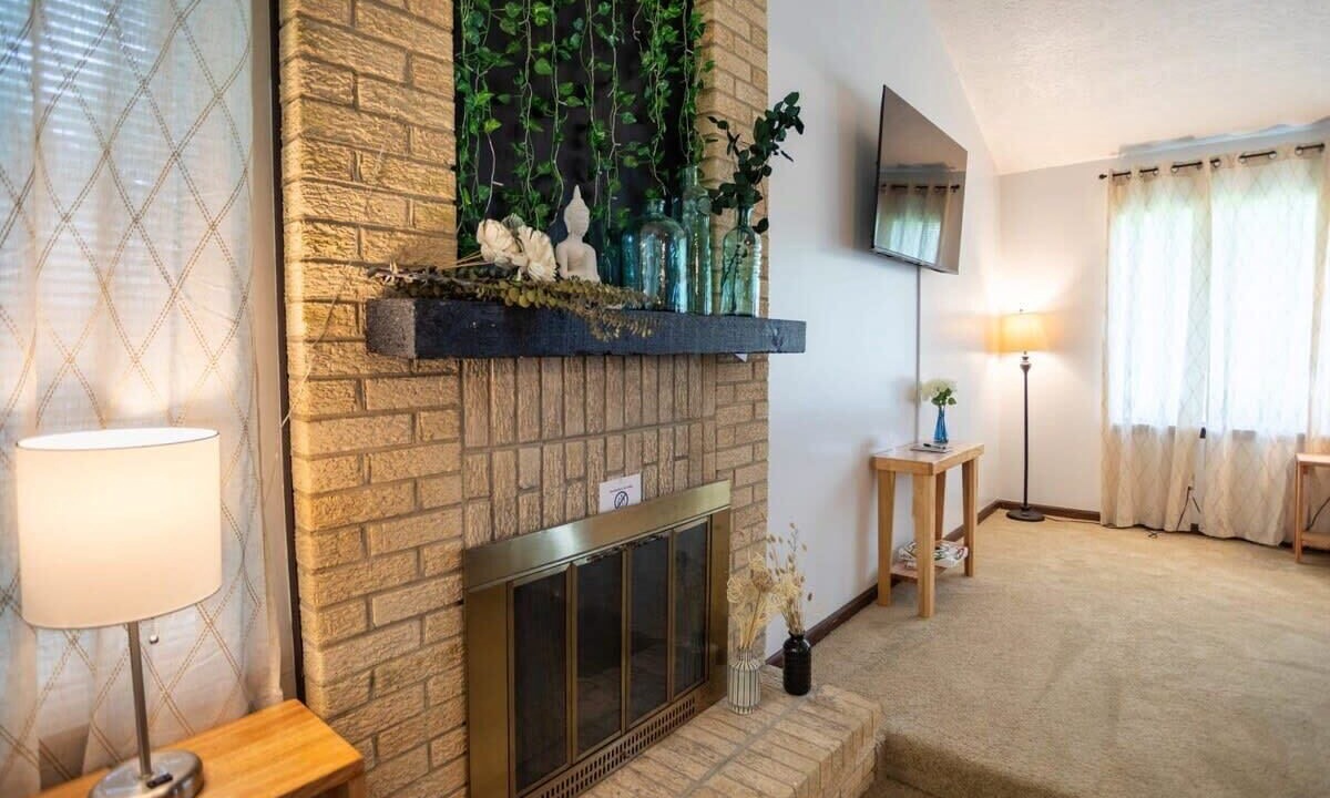 Photo of Livingroom in Montgomery