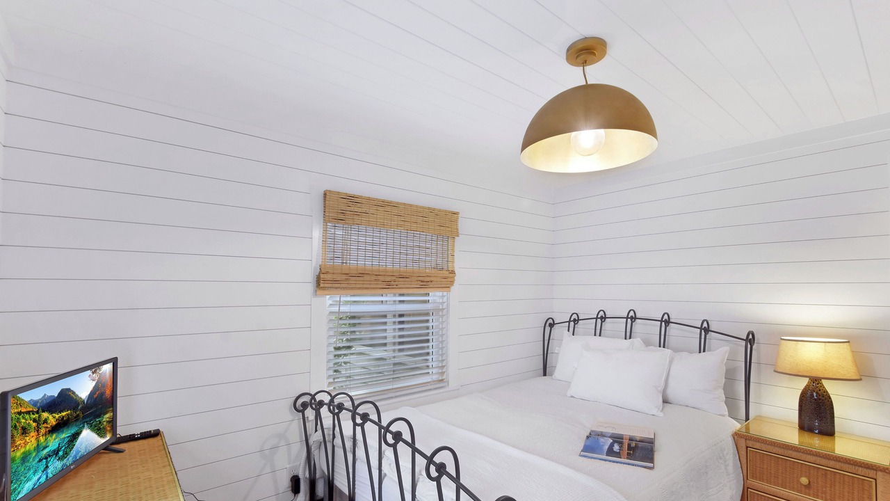 Photo of Bedroom in Saint Simons Heights