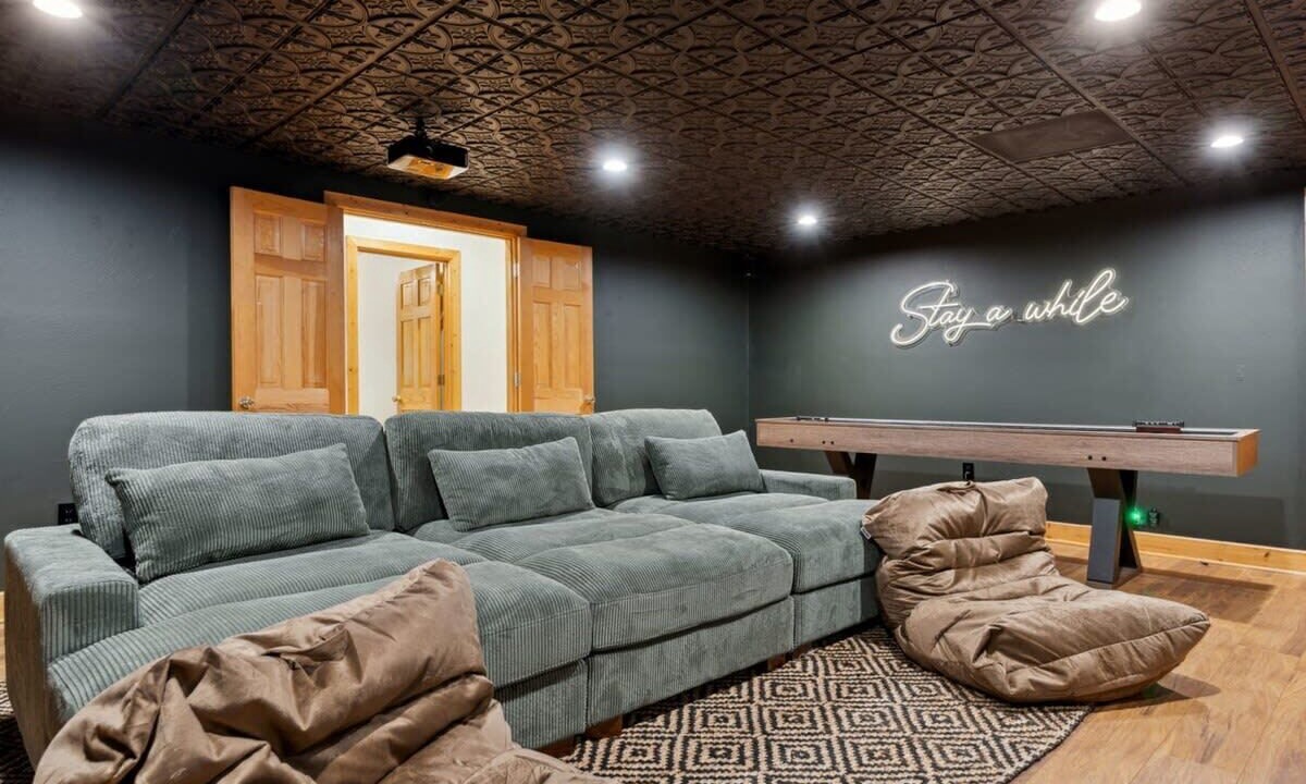 Photo of Bedroom in Cherry Log