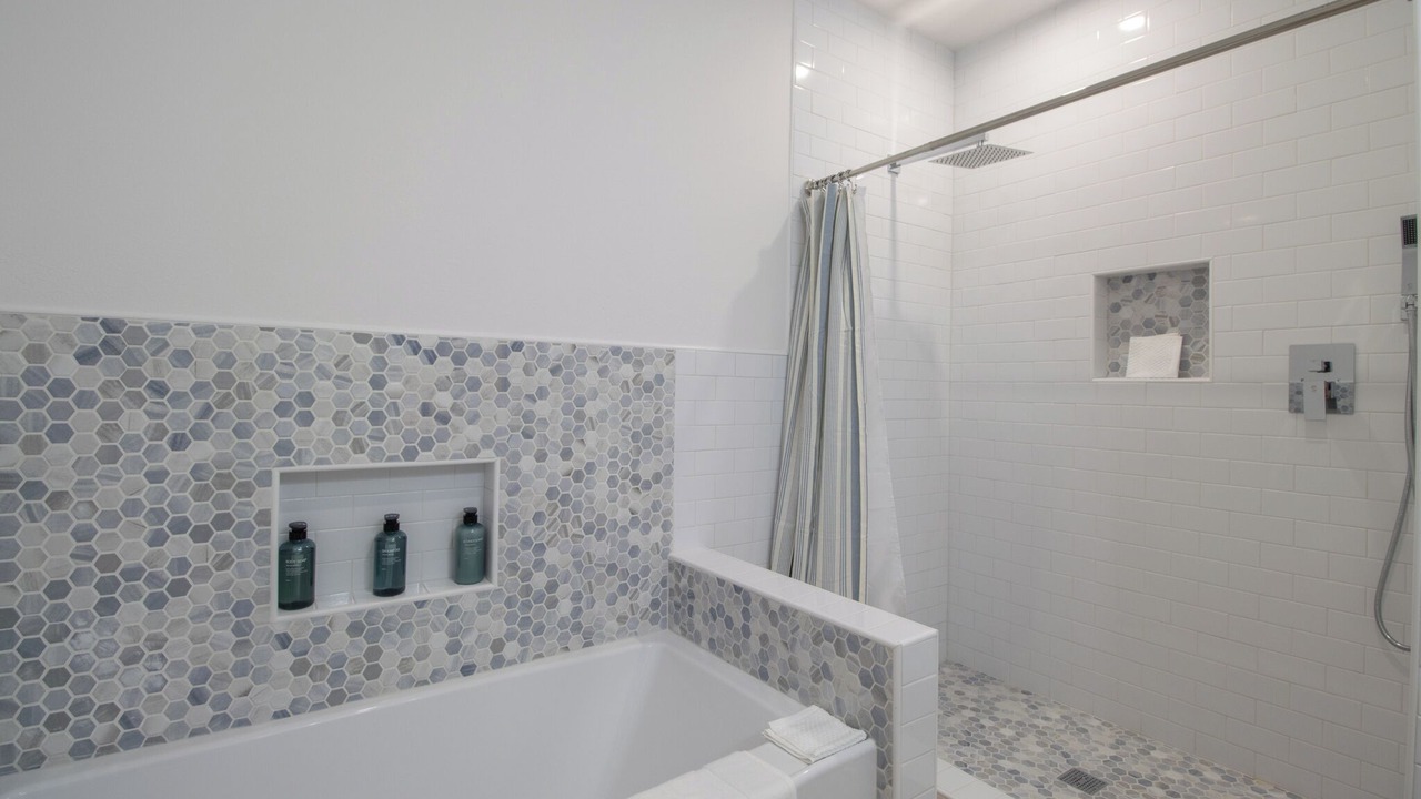 Photo of Bathroom in Waveland