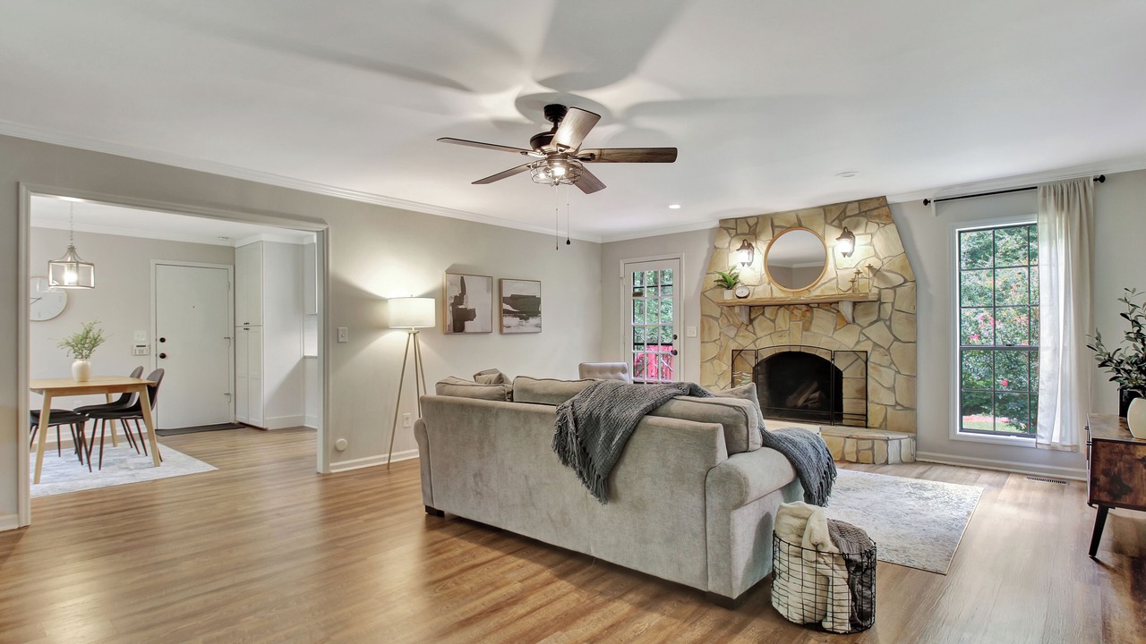 Photo of Livingroom in Fayetteville