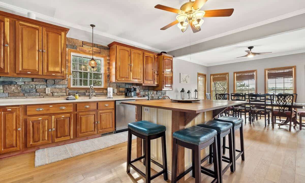 Photo of Kitchen in Eatonton